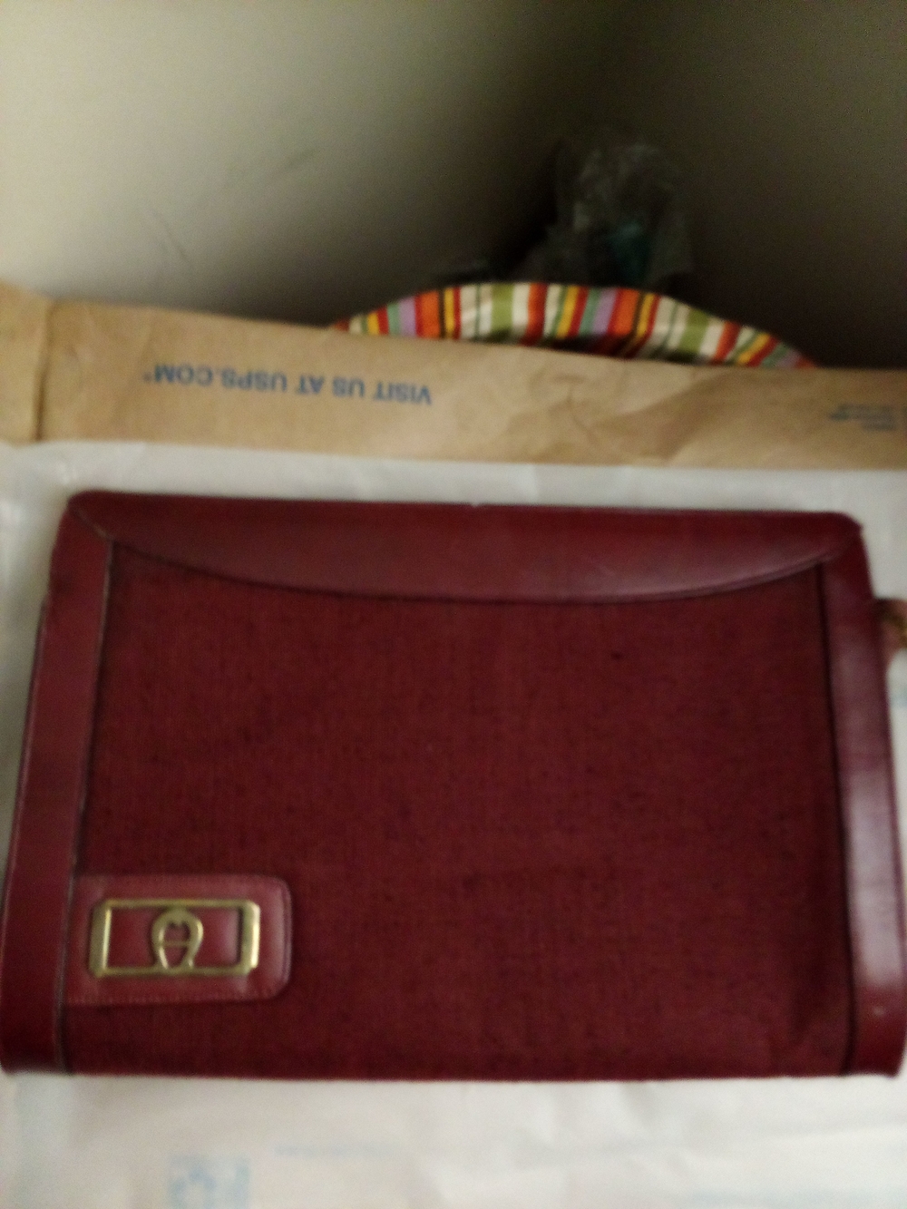 Vintage Etienne Aigner Clutch
